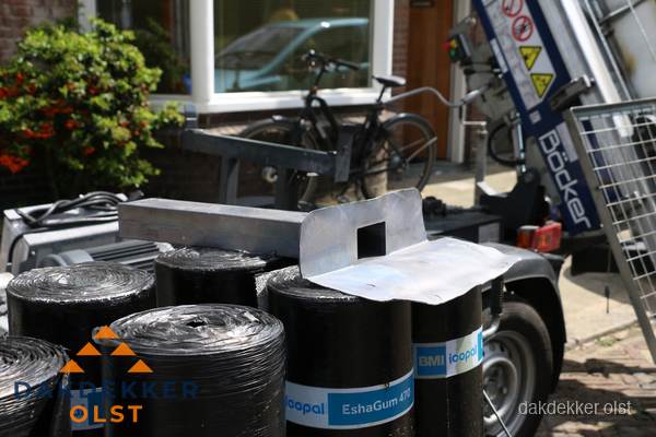 Dakbedekkingsmateriaal en dakgoot onderdelen in Olst Dakbedekkingsmateriaal en dakgoot onderdelen in Olst